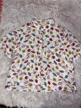 Kids Short-Sleeve Button-Up Shirt with Beach Umbrella Print - White/Multi